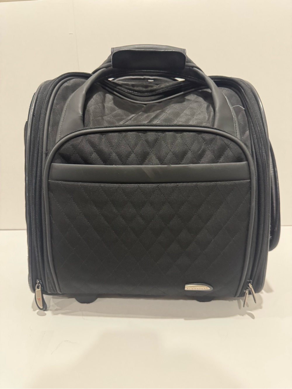Travelon Wheeled Underseat Carry-on Rolling Luggage Quilted Black Handled